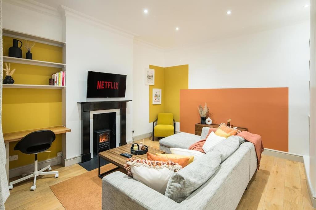 Superb Retreat Central Next Tube Appartement Londen Buitenkant foto