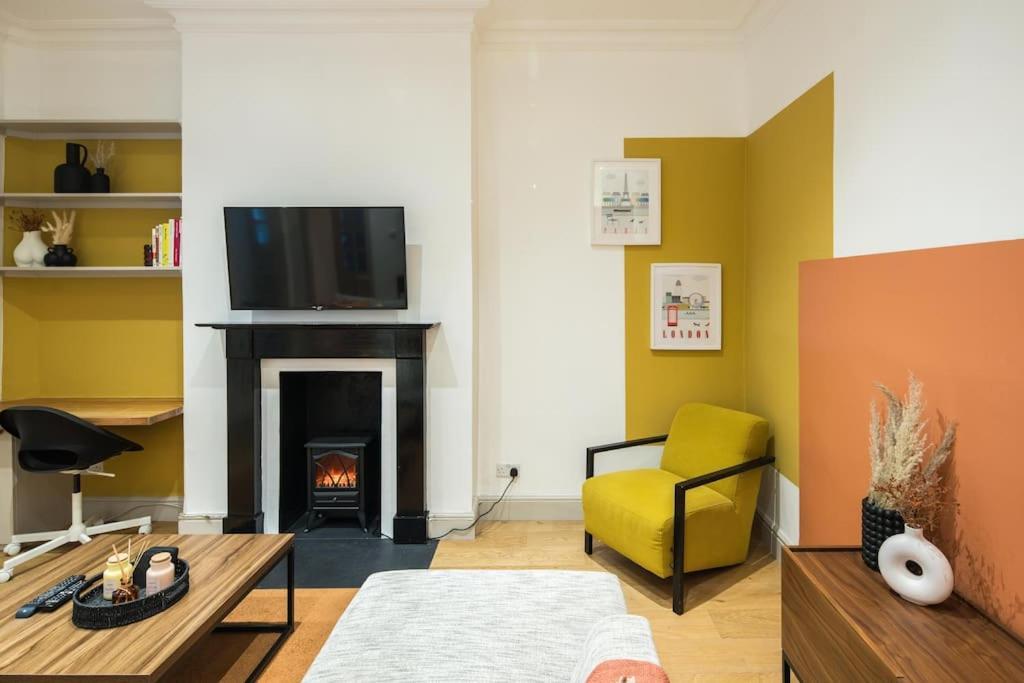 Superb Retreat Central Next Tube Appartement Londen Buitenkant foto