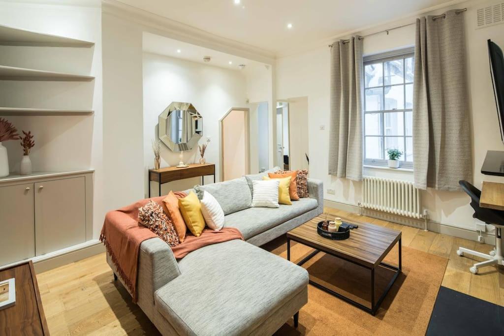 Superb Retreat Central Next Tube Appartement Londen Buitenkant foto