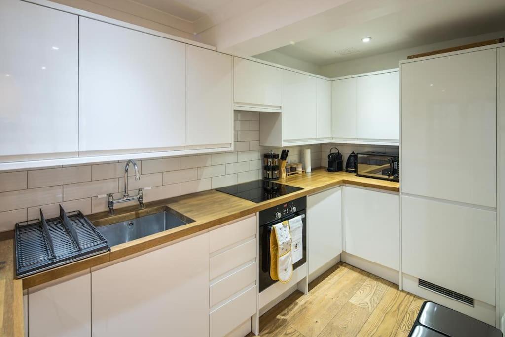 Superb Retreat Central Next Tube Appartement Londen Buitenkant foto